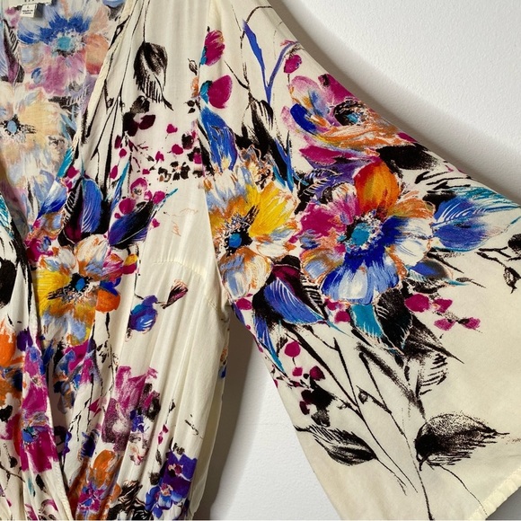 Umgee Floral Cream Romper - Picture 7 of 15